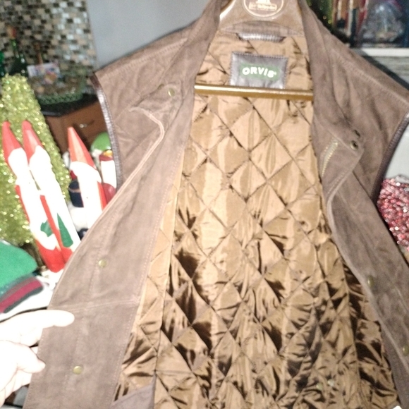 Men's Orvis Suede Brown Quilted Vest - Picture 3 of 6